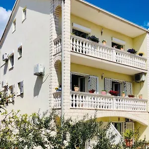 Apartament Domora, Trogir