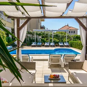 Pensionat Kasalo, Trogir