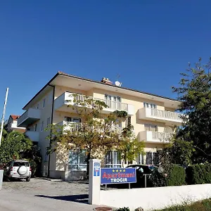 Apartmani Trogir Traù