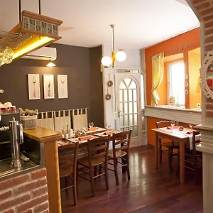 Vanjaka Bed and breakfast